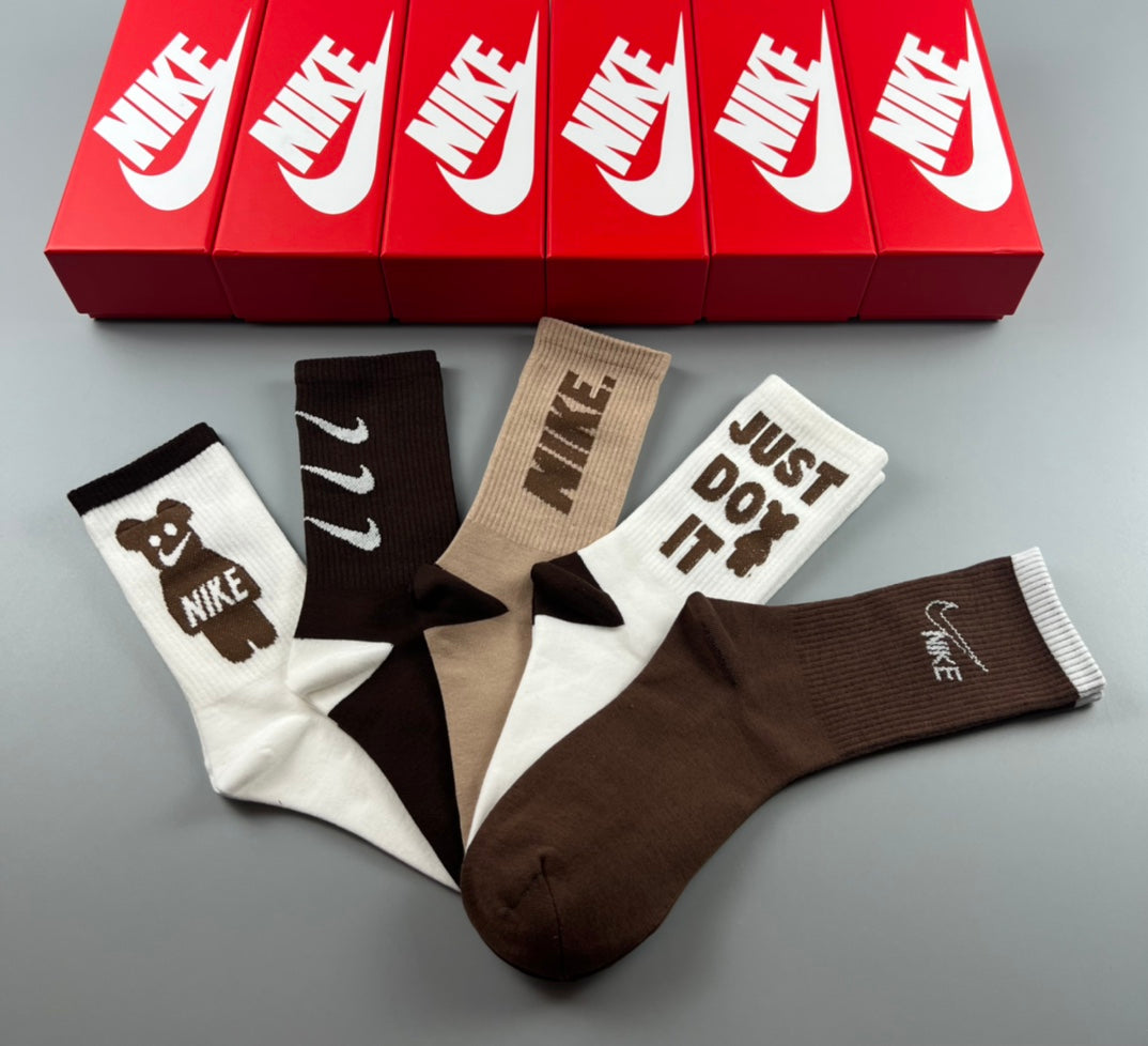 Nike Mixed Wordmark Folded Socks, gallery image 6