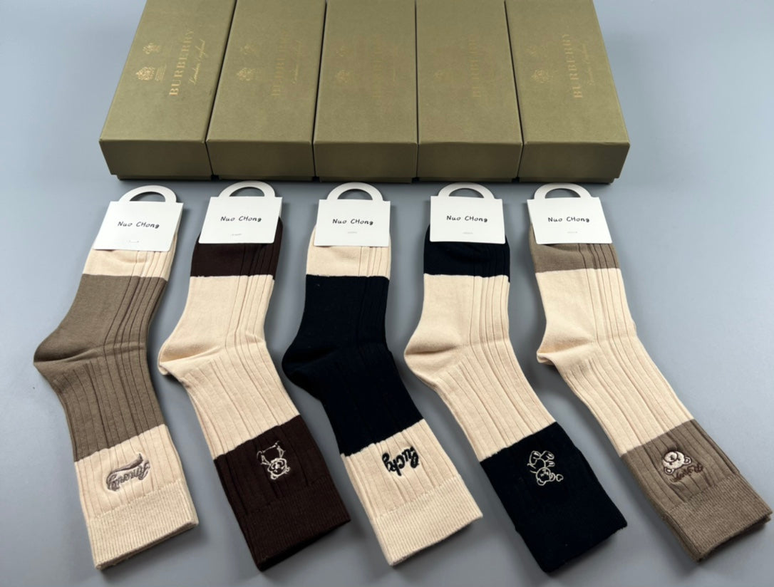Burberry Earthy Ribbed Small Horse Cuffs Crew Socks, image 3