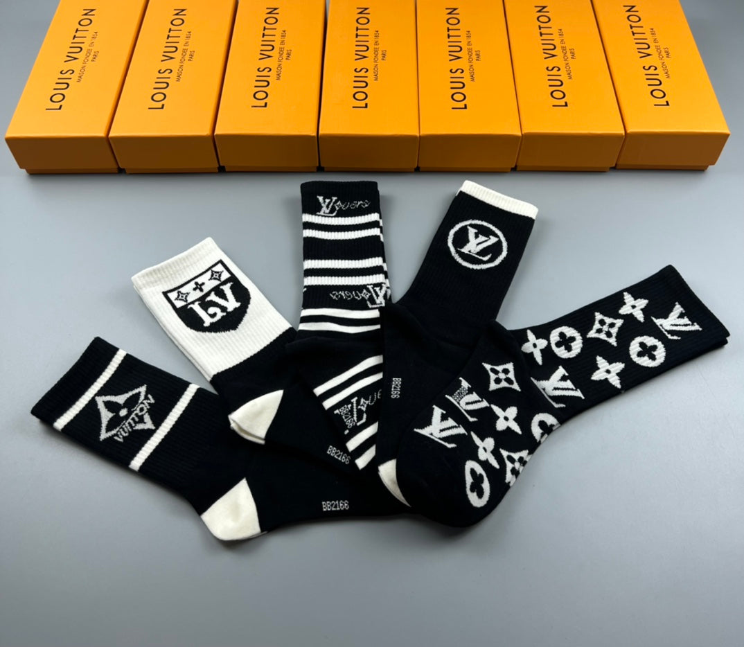 Louis Vuitton Black White Mixed Emblem Stripes Crew Socks, image 7