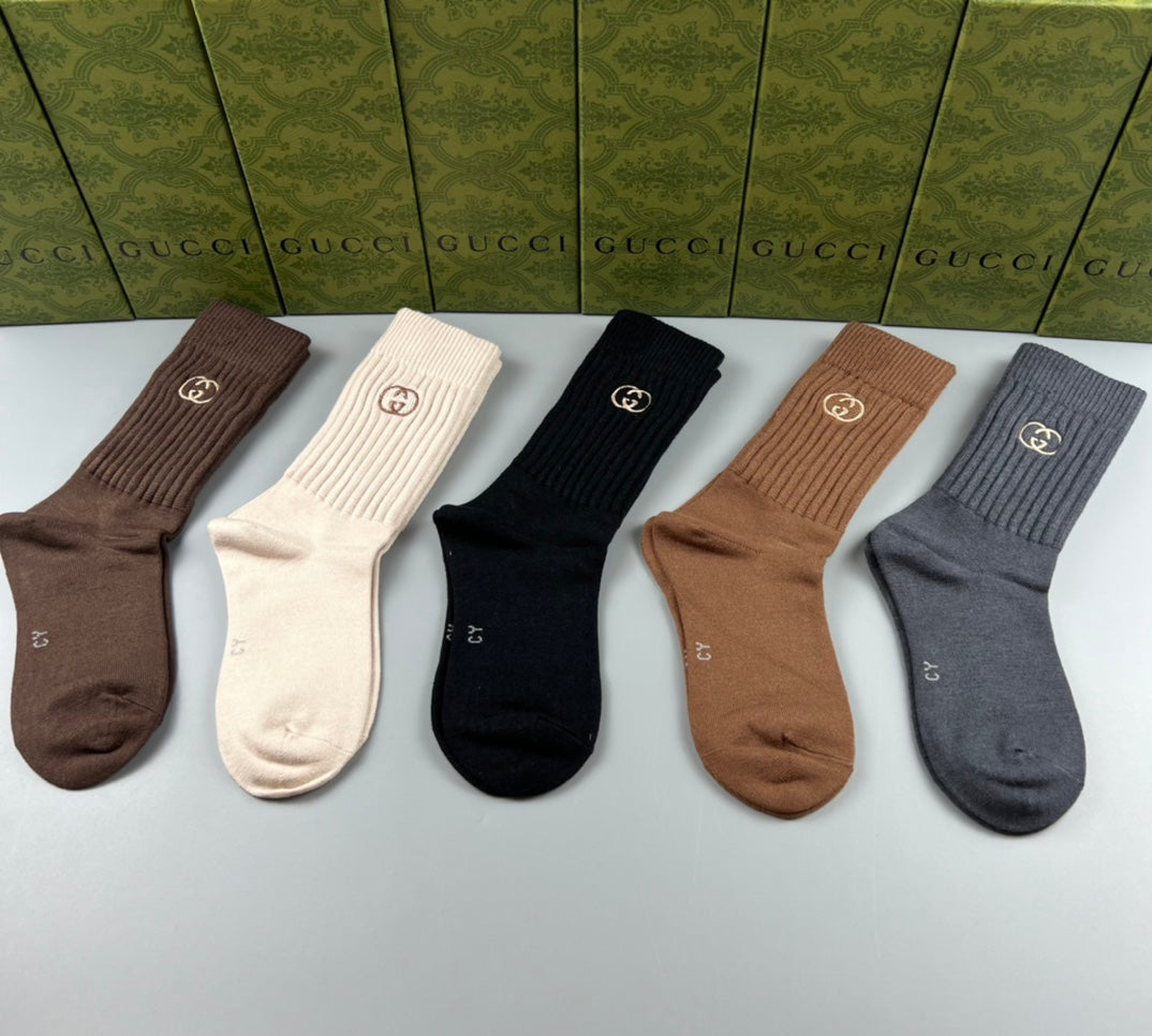 Gucci Earthy Plain Small Cuff Emblems Crew Socks, image 6