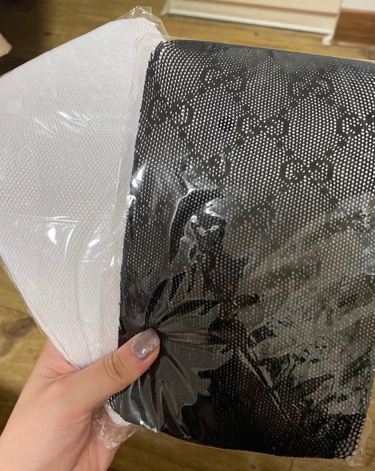 Gucci Grey Sheer Allover Pattern Patterned Hosiery, image 8