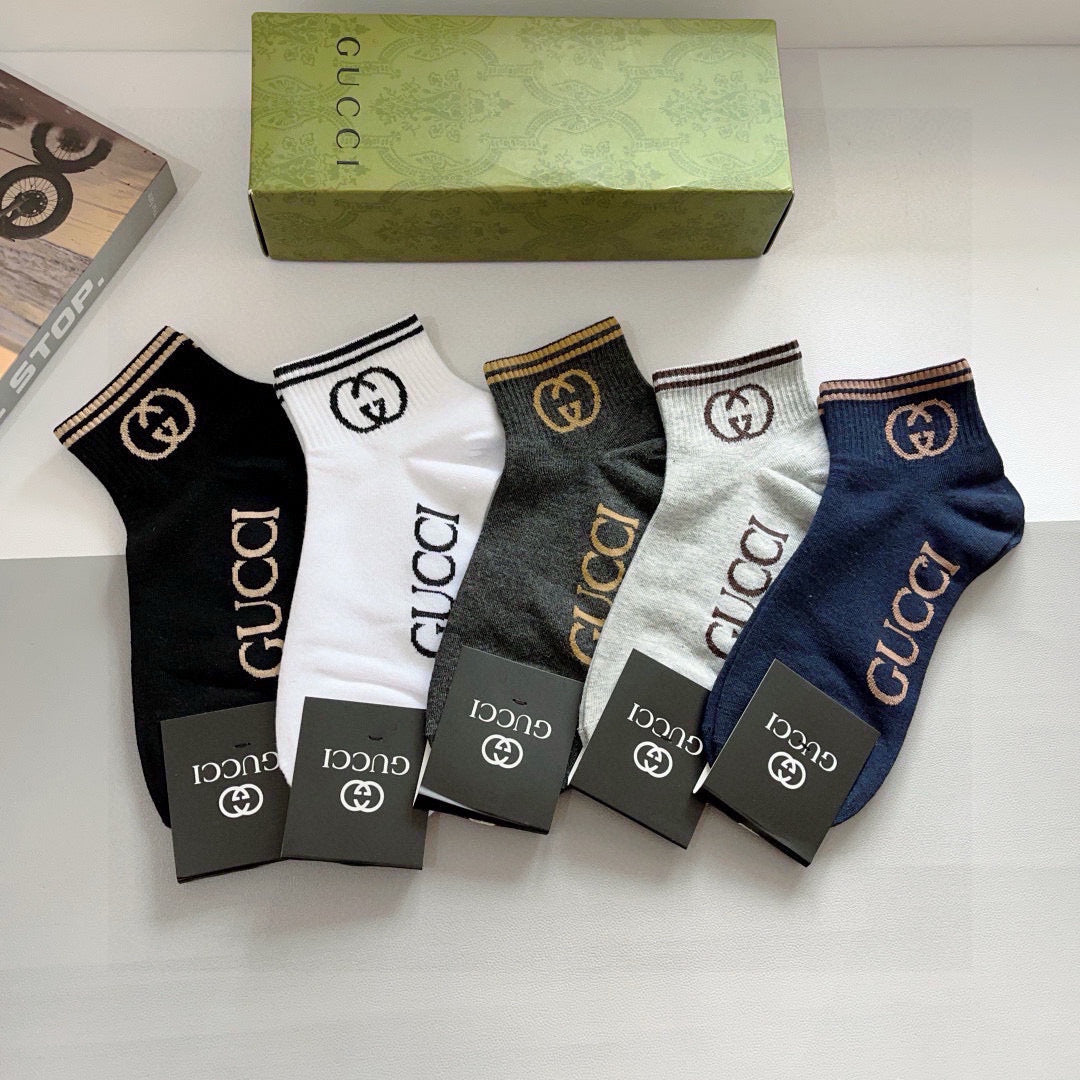 Gucci Neutral Bold Vertical Wordmarks Crew Socks, image 1