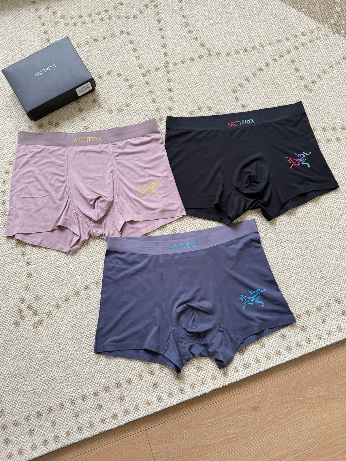 Arc'teryx Boxed Neutral Coloured Waist Text Boxer Briefs, image 2