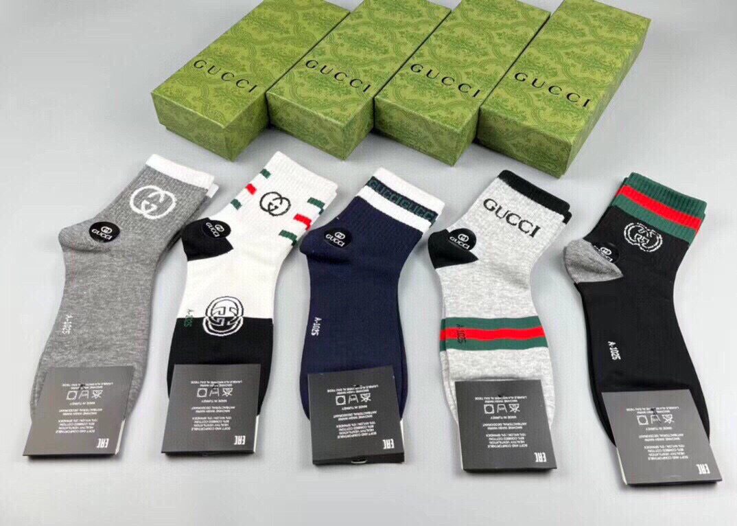 Gucci White Black Bold Emblem Ankle Socks, image 13