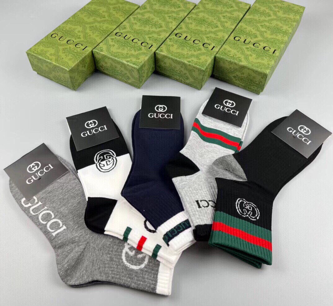 Gucci White Black Bold Emblem Ankle Socks, image 17