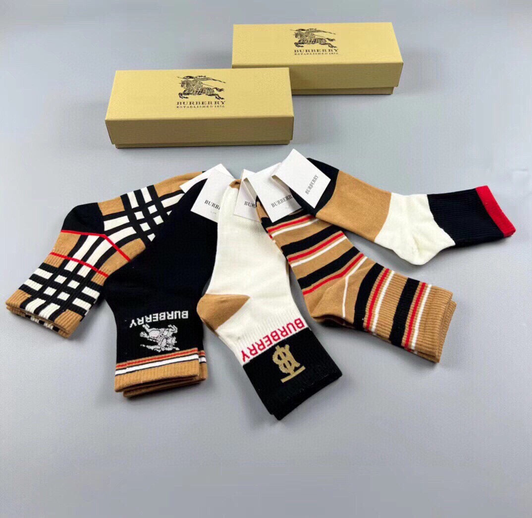 Burberry Neutral Cream Black Check Pattern Crew Socks, image 4