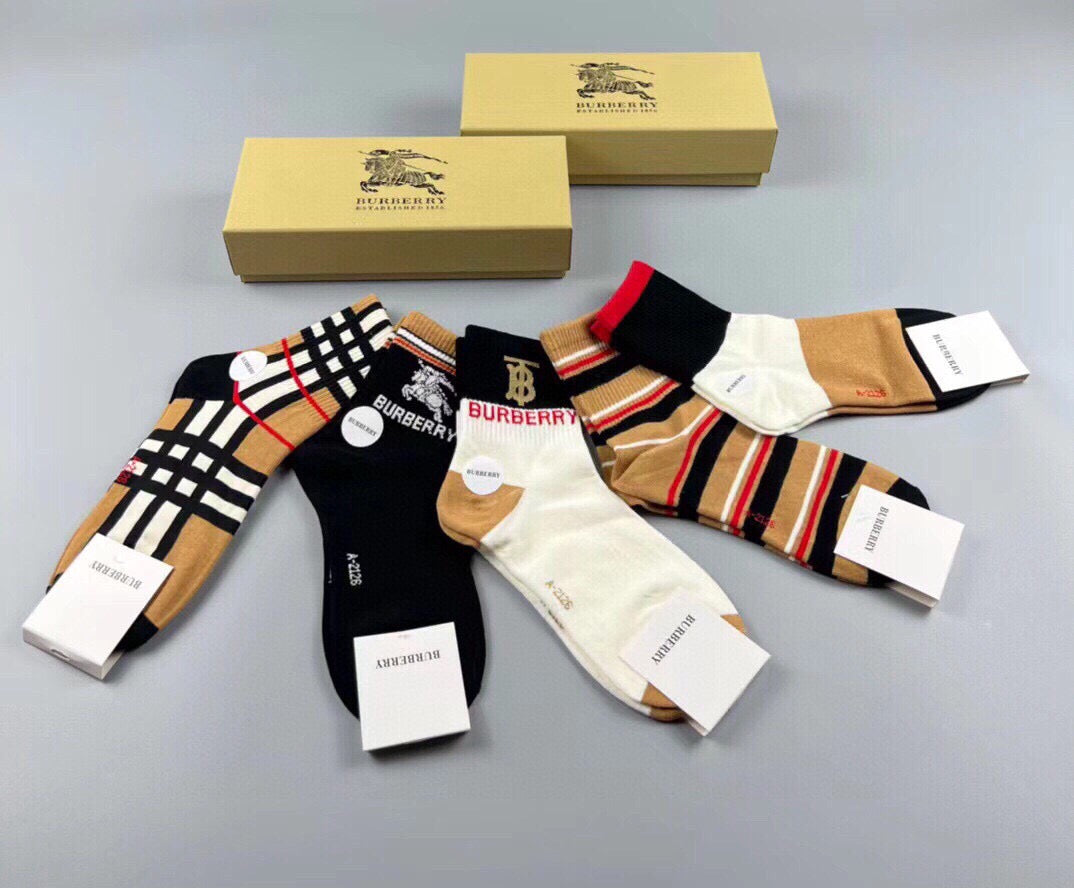 Burberry Neutral Cream Black Check Pattern Crew Socks, image 2