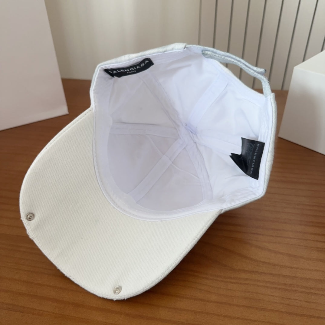 Balenciaga Baseball Cap - image 7