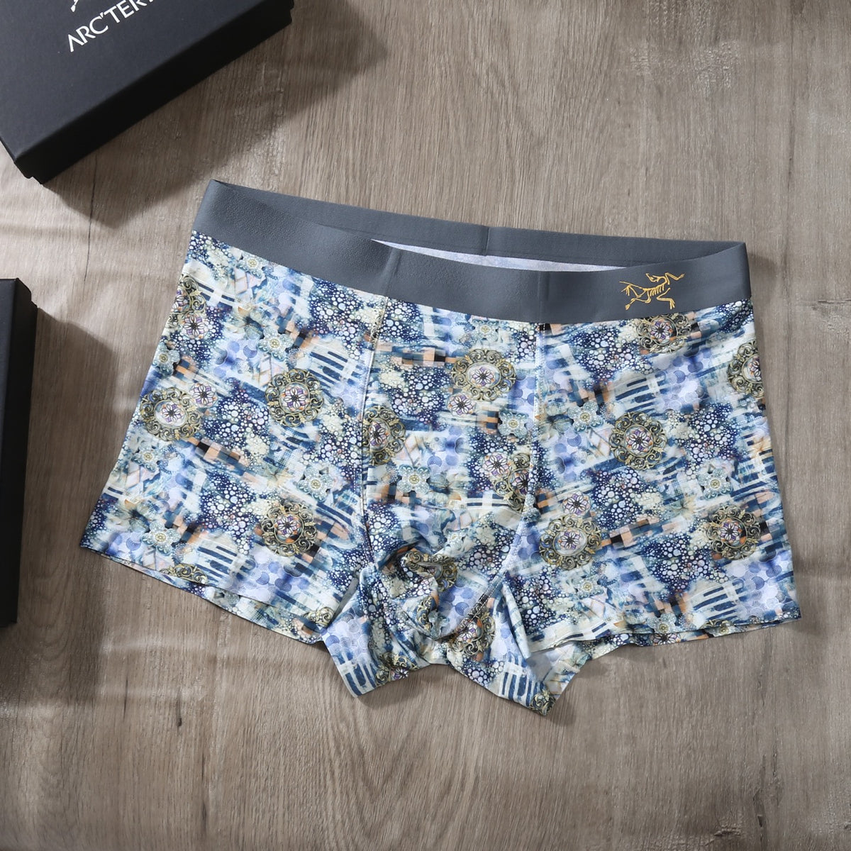 Arc'teryx Dark Multicolour Landscape Print Boxer Briefs, image 8