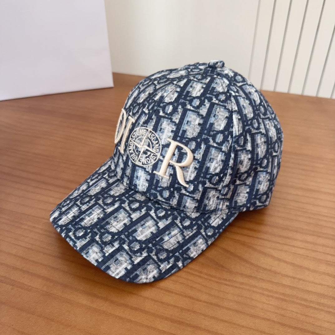 Dior Baseball Cap - image 4