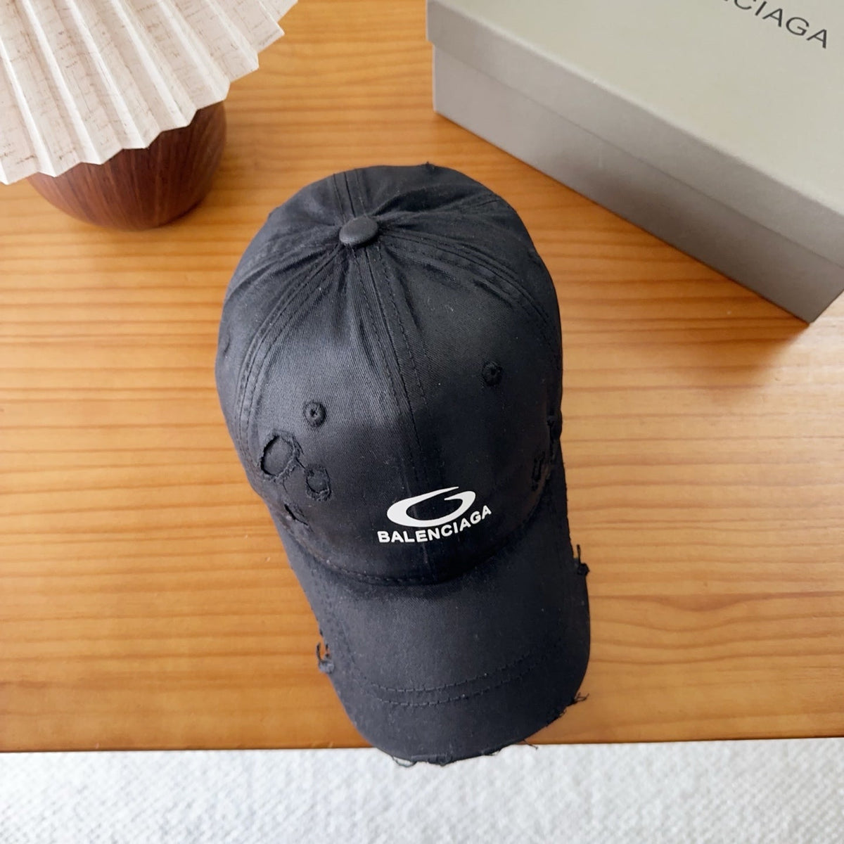 Balenciaga Embroidered Baseball Cap - image 4
