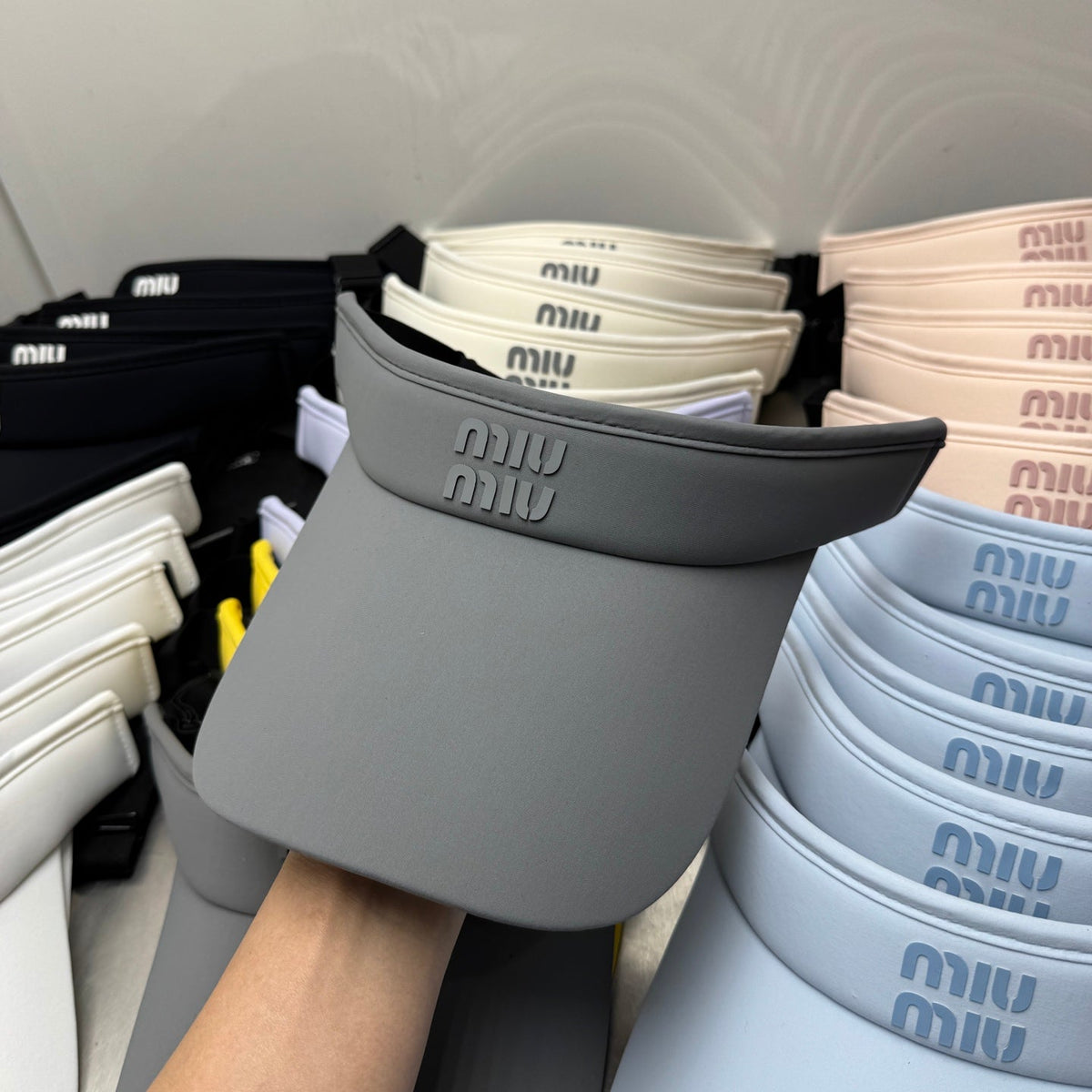 Visor - image 12