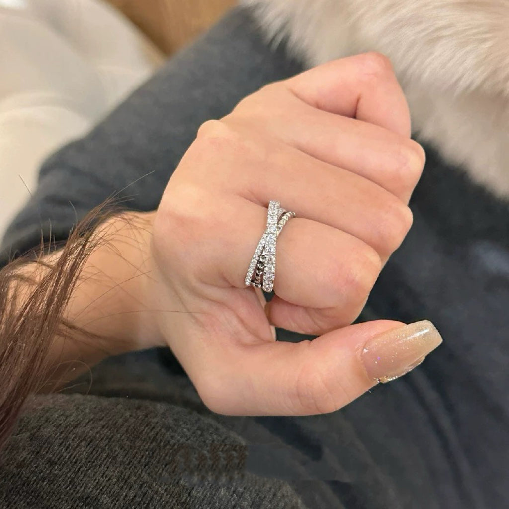Martin Graham ring in polished metal-tone – close-up detail
