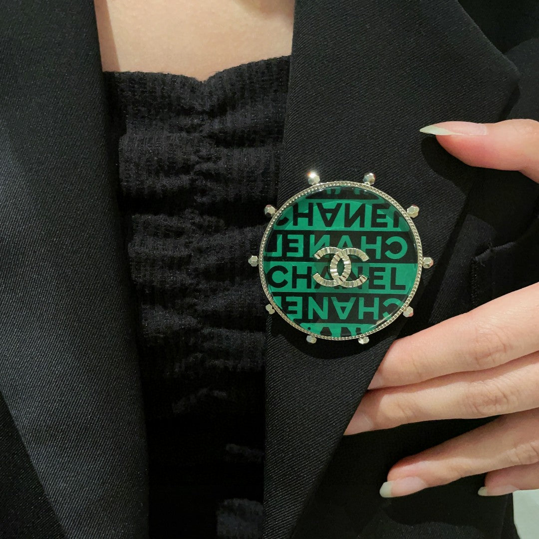 Martin Graham brooch in polished metal-tone – main product view