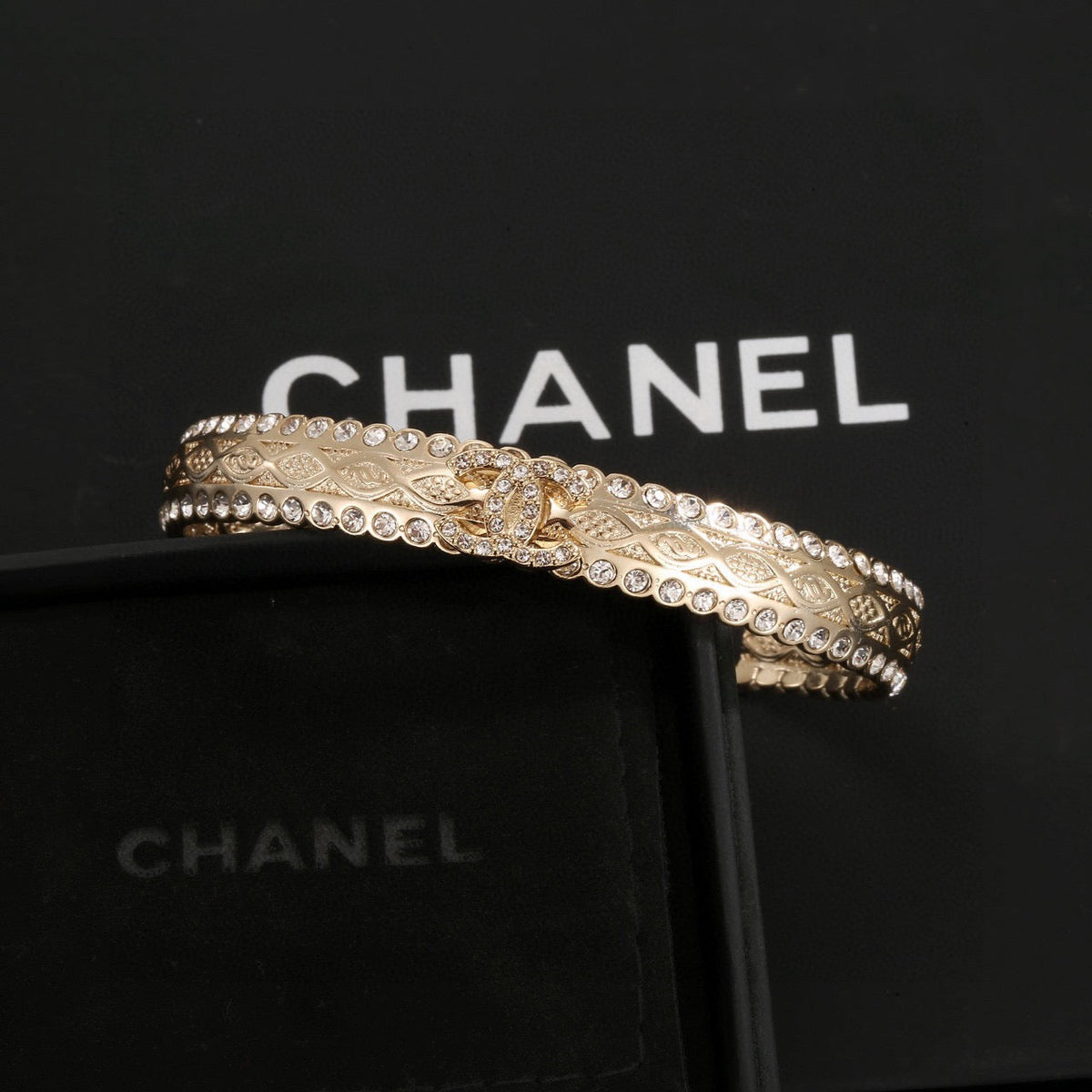 Martin Graham bangle in polished metal-tone – main product view