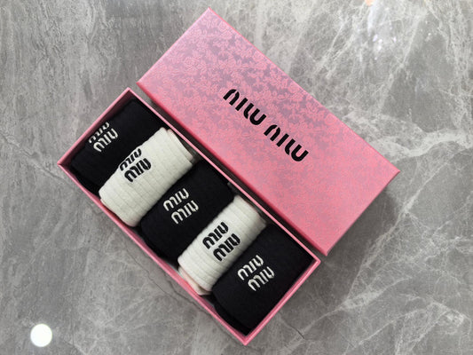 Miu Miu Cotton Simple Wordmark Details Crew Socks - 5-Pair Set