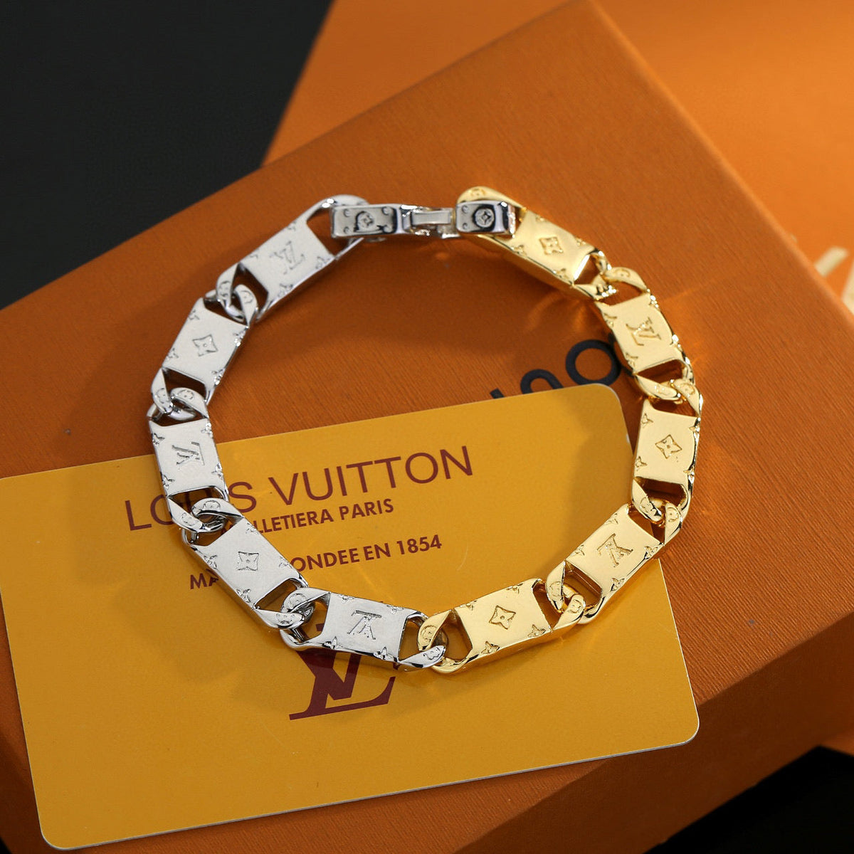 Martin Graham bracelet in polished metal-tone – main product view