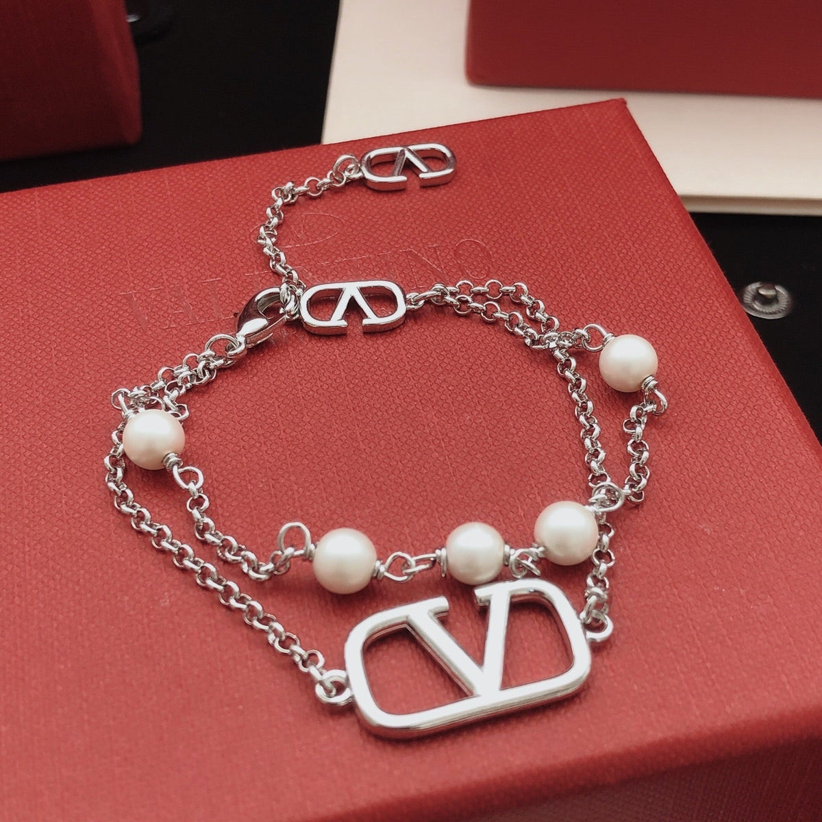 Martin Graham bracelet in polished metal-tone – main product view
