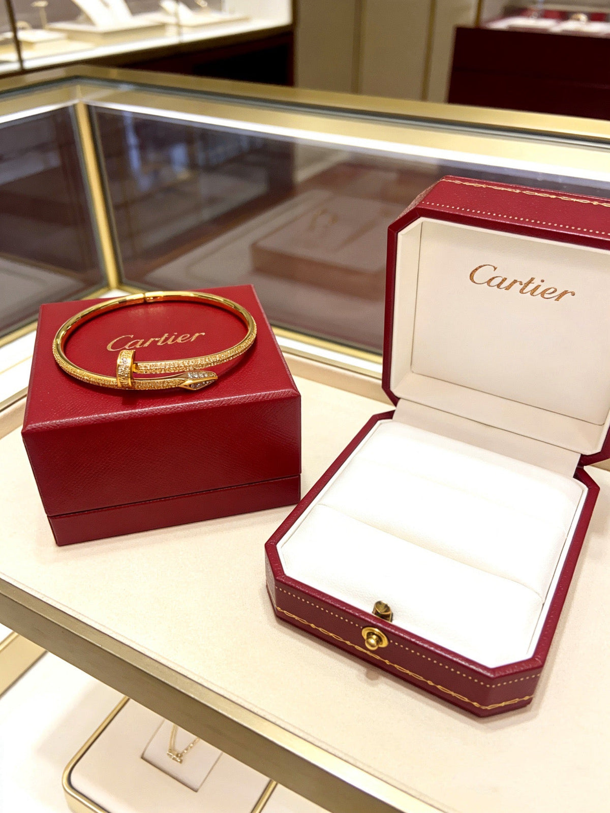 Martin Graham bracelet in polished metal-tone – main product view