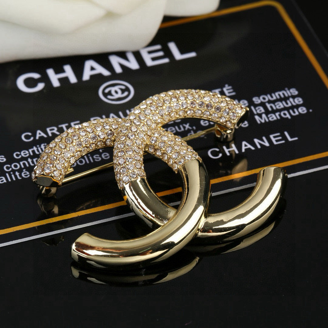 Martin Graham brooch in polished metal-tone – main product view