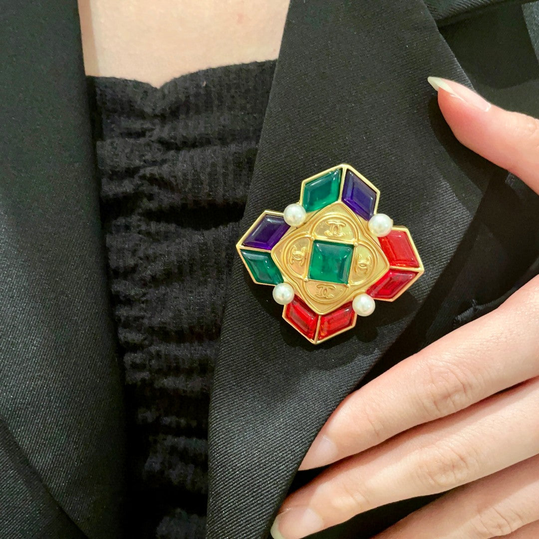 Martin Graham brooch in polished metal-tone – main product view