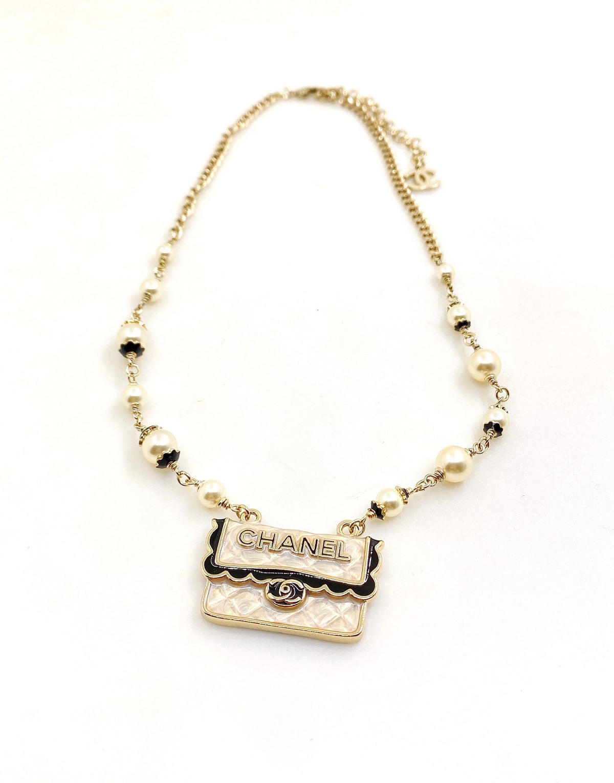 Martin Graham pendant necklace in polished metal-tone – main product view