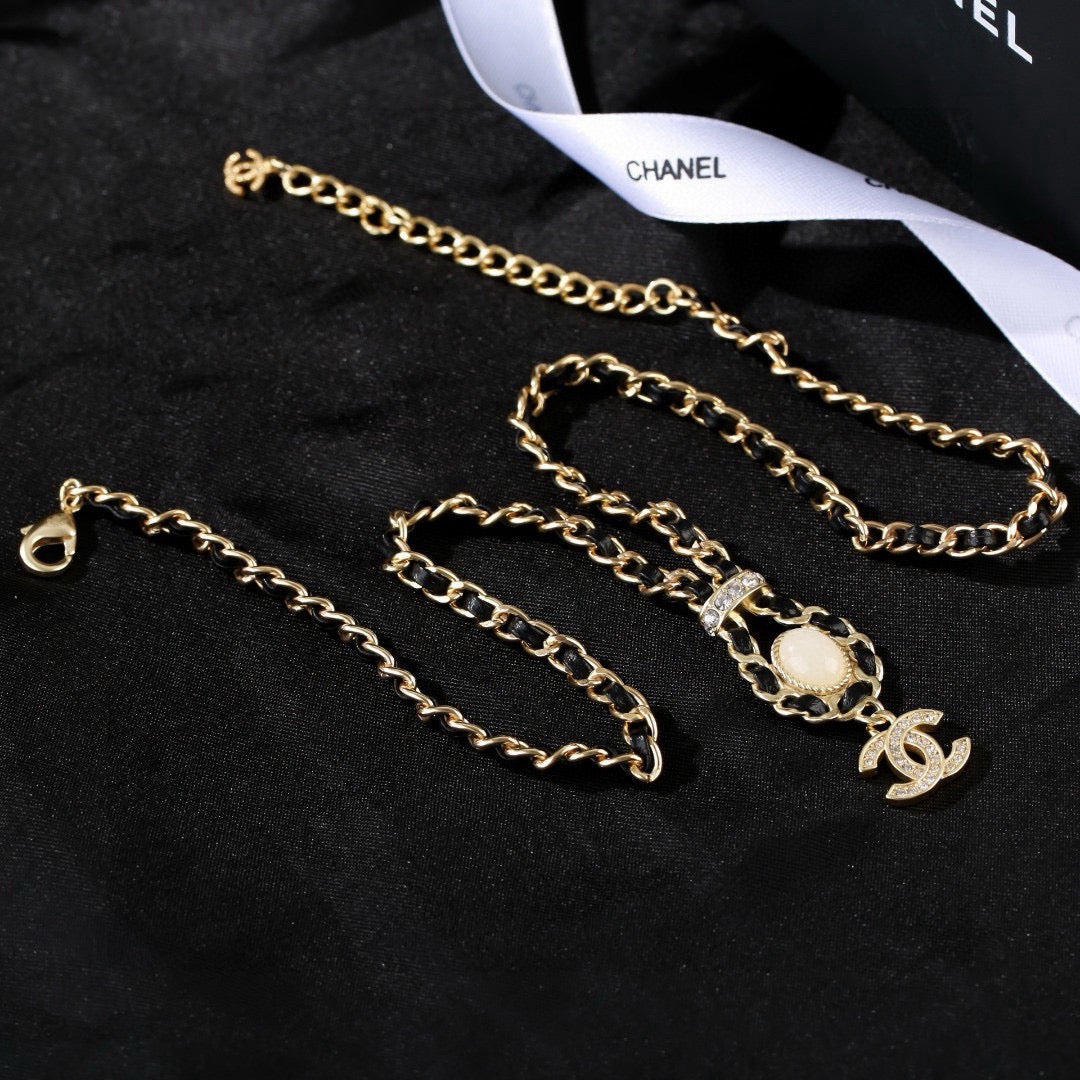 Martin Graham pendant necklace in polished metal-tone – main product view