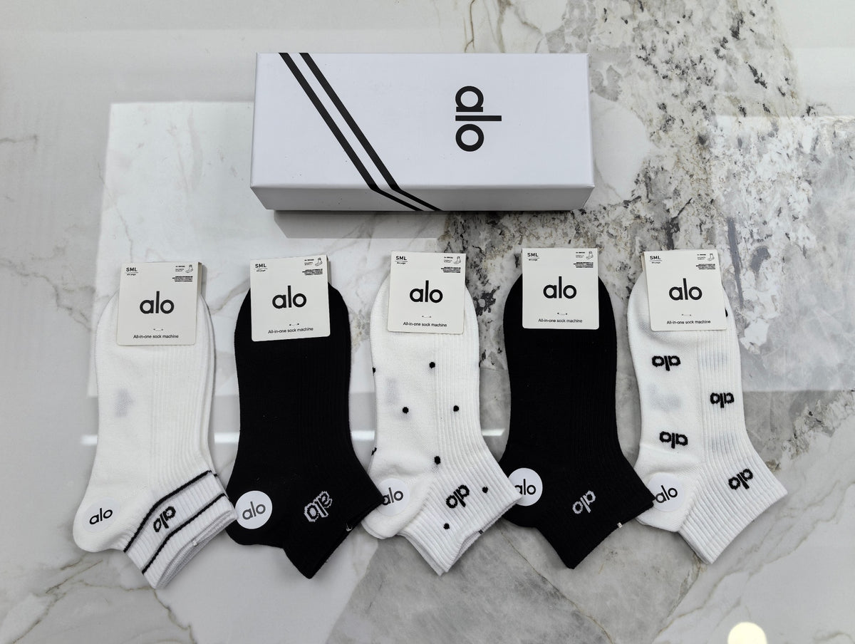 Alo Mixed Neutral Logo Detail No-Show Socks - 5-Pair Set
