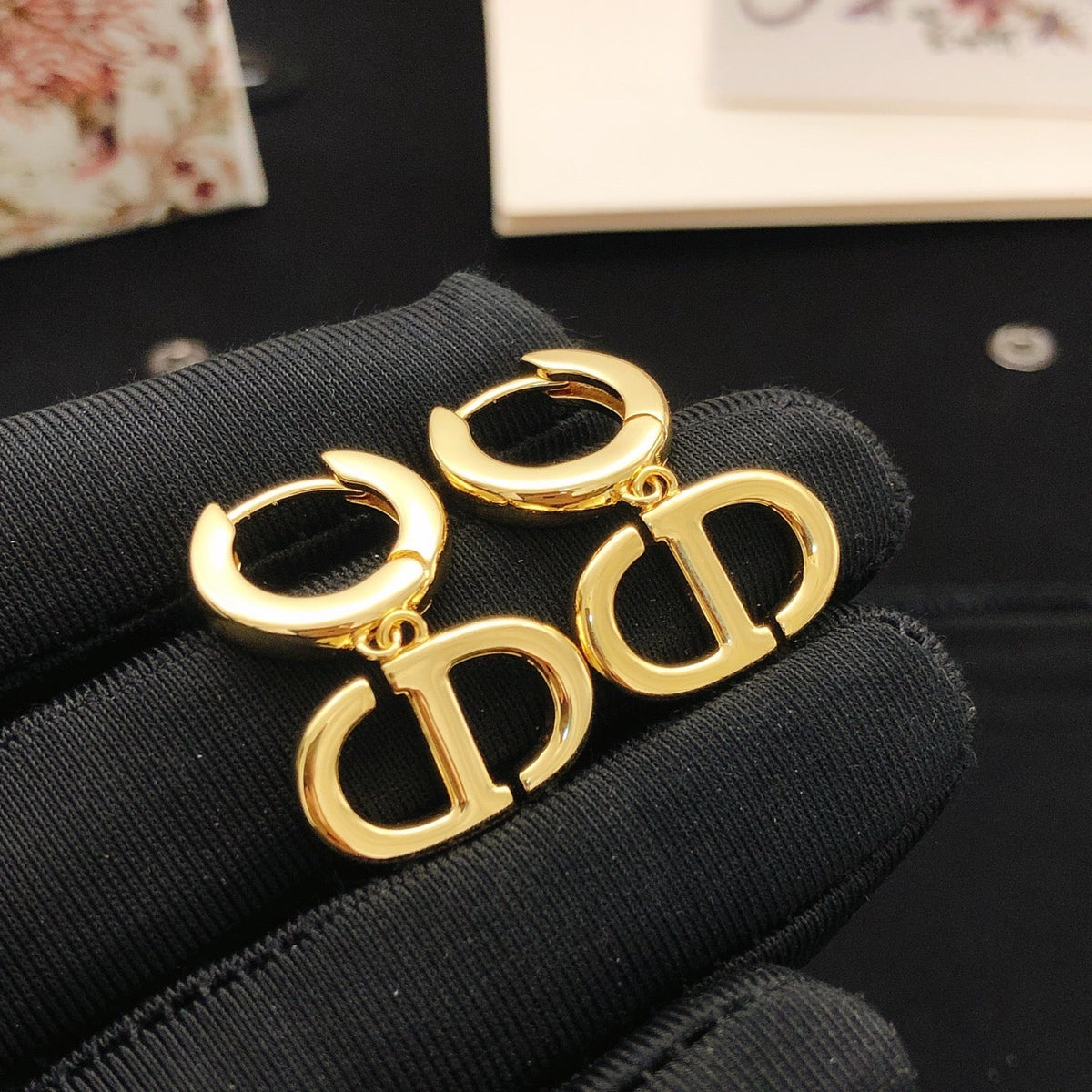 Martin Graham jewelry accessory in polished metal-tone – main product view