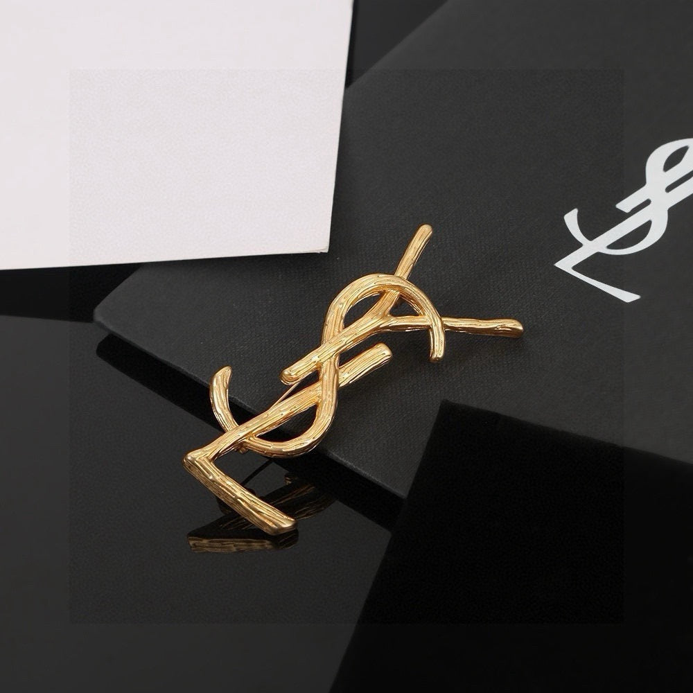 Martin Graham brooch in polished metal-tone – main product view