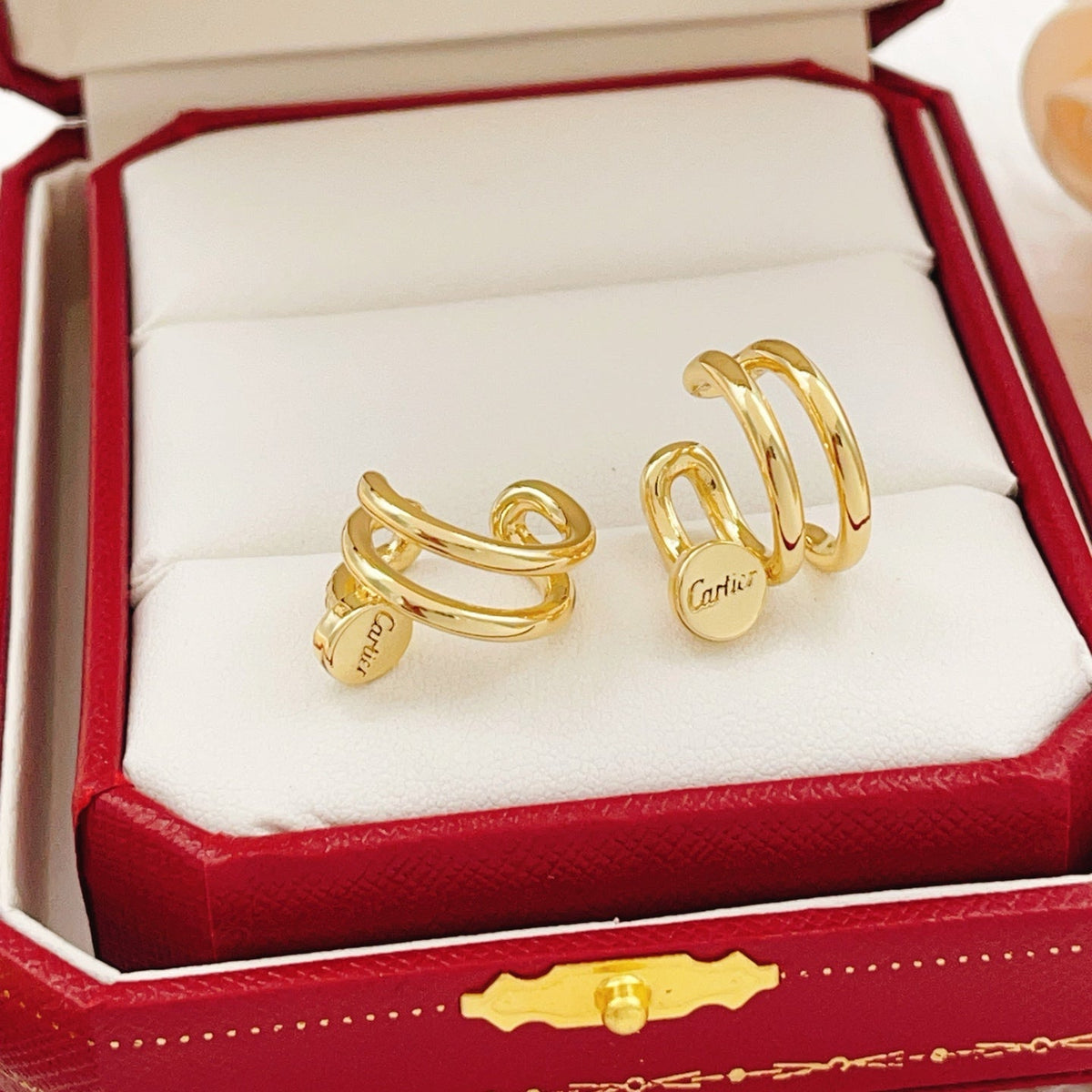 Martin Graham jewelry accessory in polished metal-tone – main product view