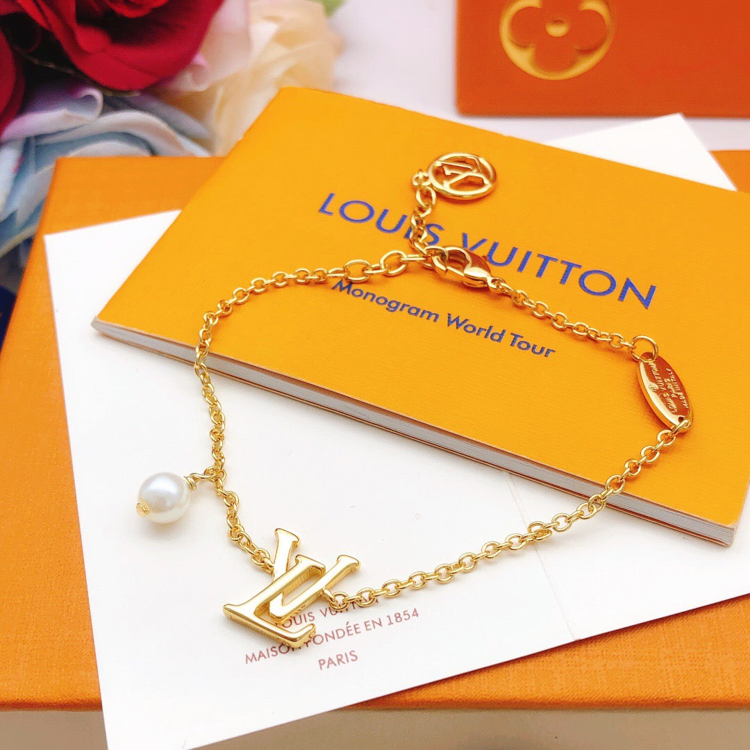 Martin Graham bracelet in polished metal-tone – main product view