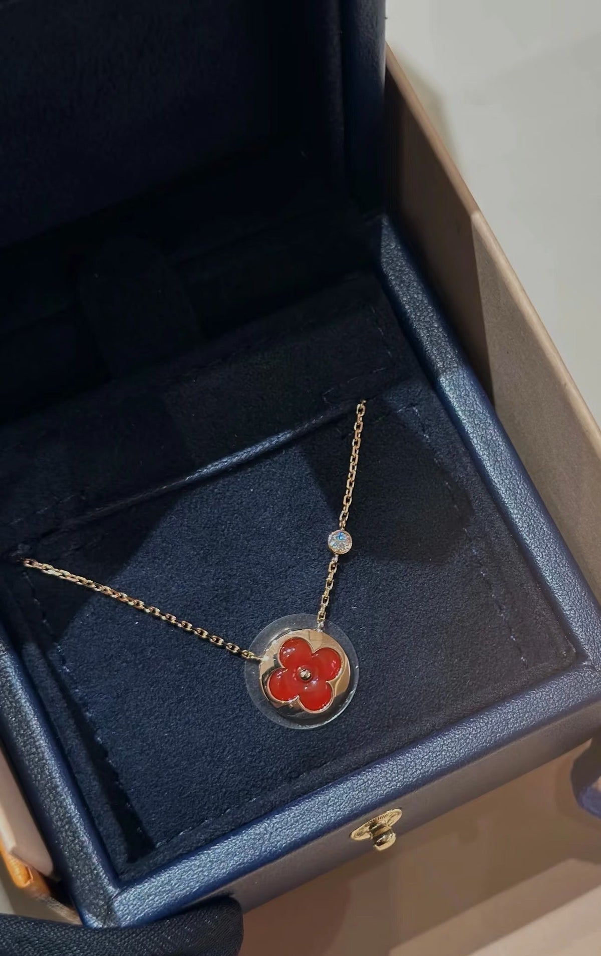 Martin Graham pendant necklace in polished metal-tone – main product view