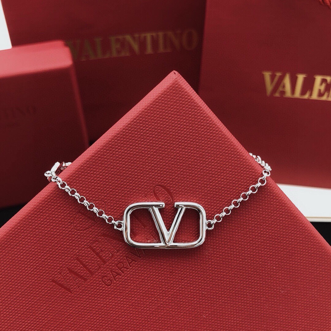 Martin Graham bracelet in polished metal-tone – main product view