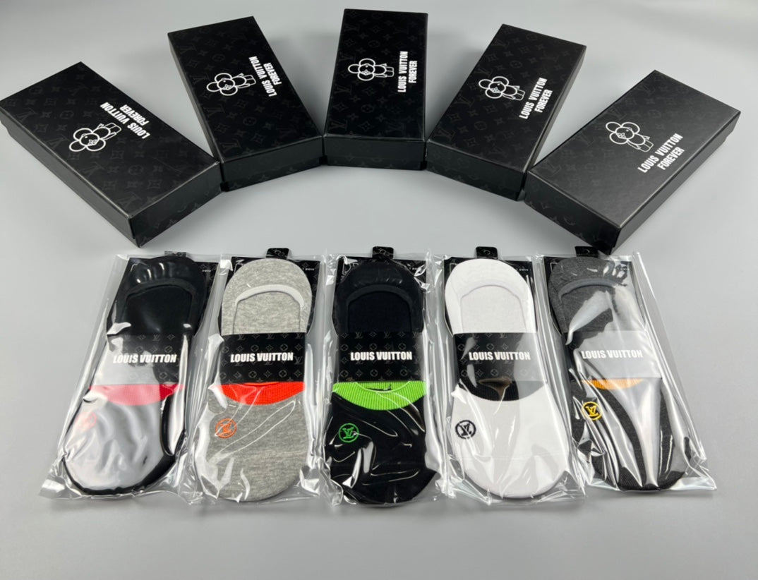 Louis Vuitton Varied Initial Details No-Show Socks - 5-Pair Set