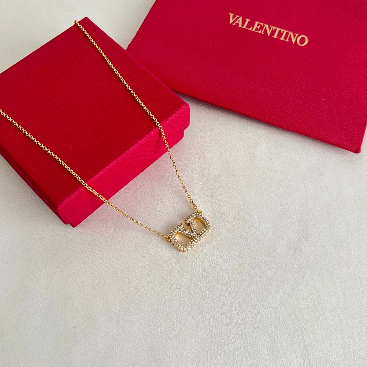 Martin Graham pendant necklace in polished metal-tone – main product view