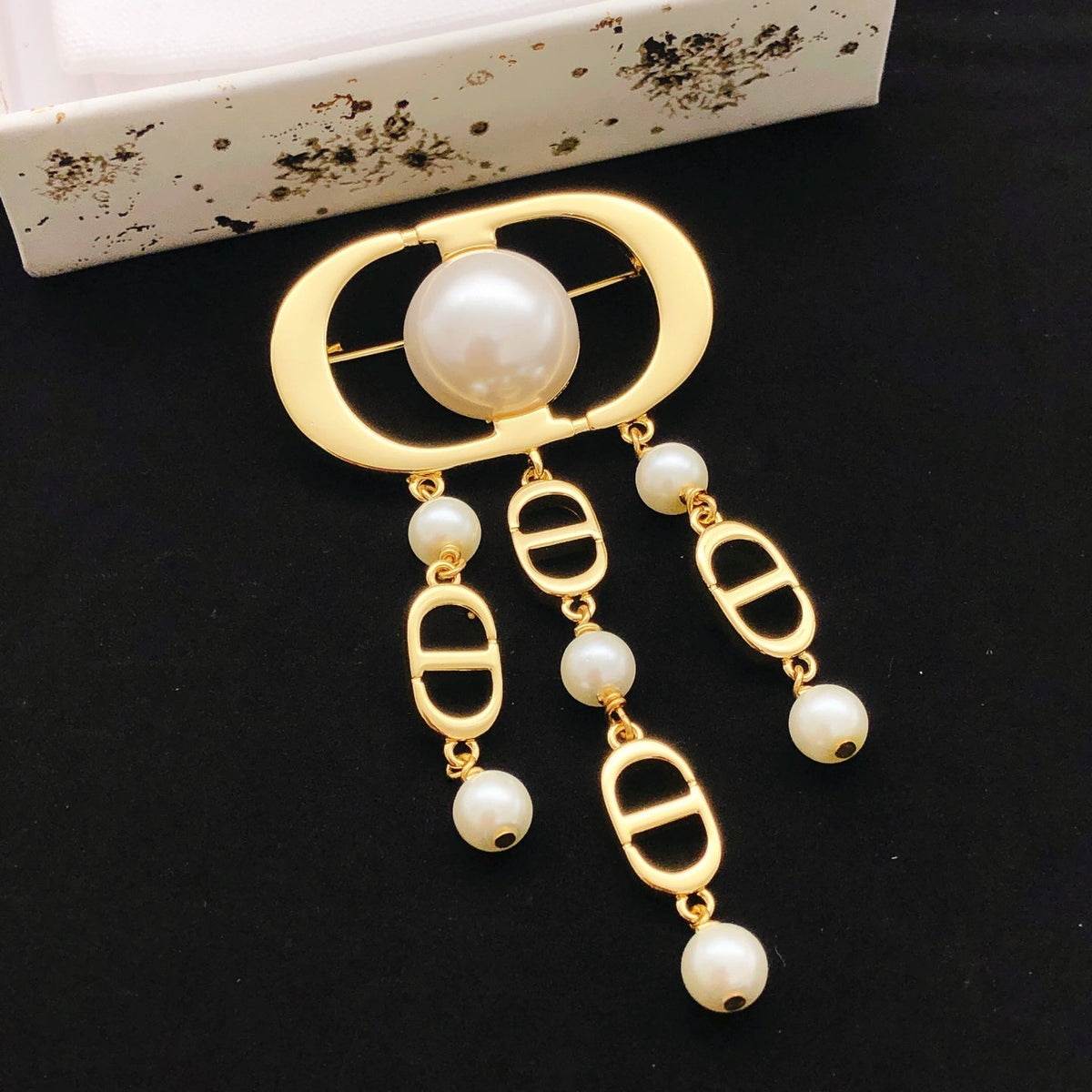 Martin Graham brooch in polished metal-tone – main product view