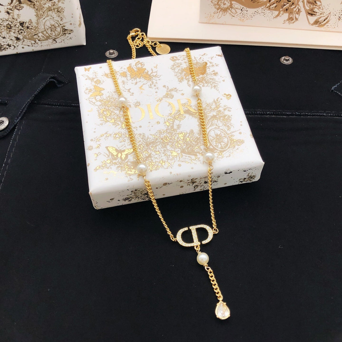 Martin Graham pendant necklace in polished metal-tone – main product view