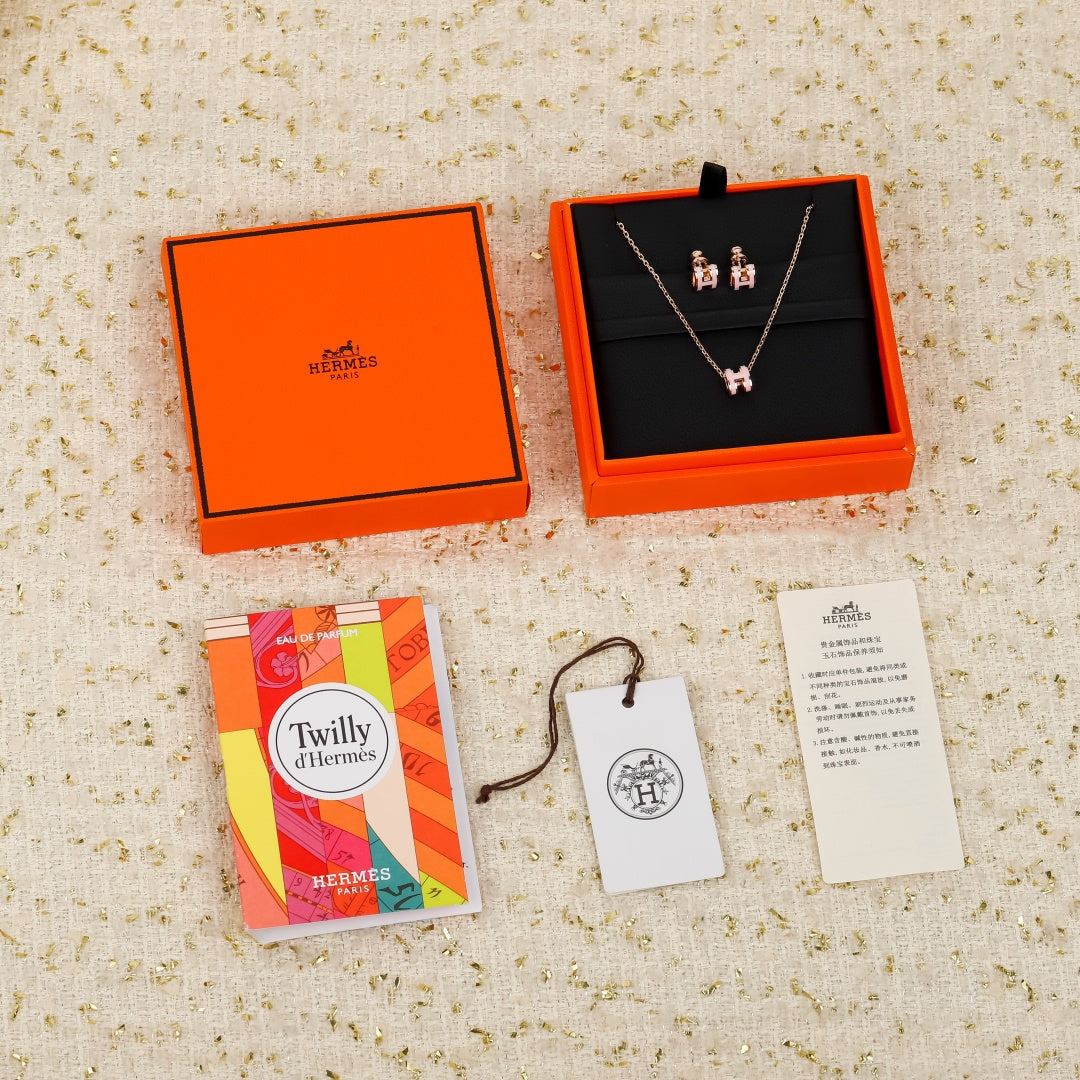 Martin Graham pendant necklace in polished metal-tone – main product view