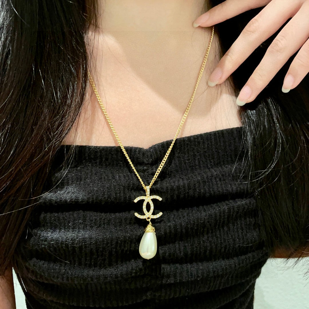 Martin Graham pendant necklace in polished metal-tone – main product view