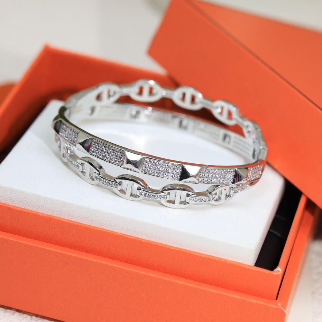 Martin Graham bangle in polished metal-tone – main product view