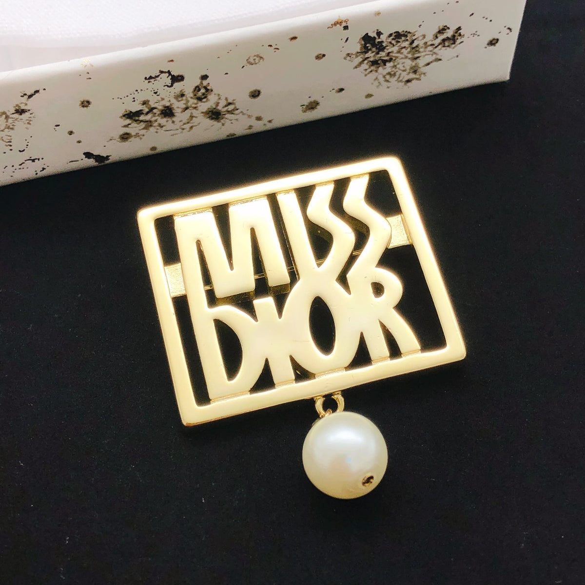 Martin Graham brooch in polished metal-tone – main product view