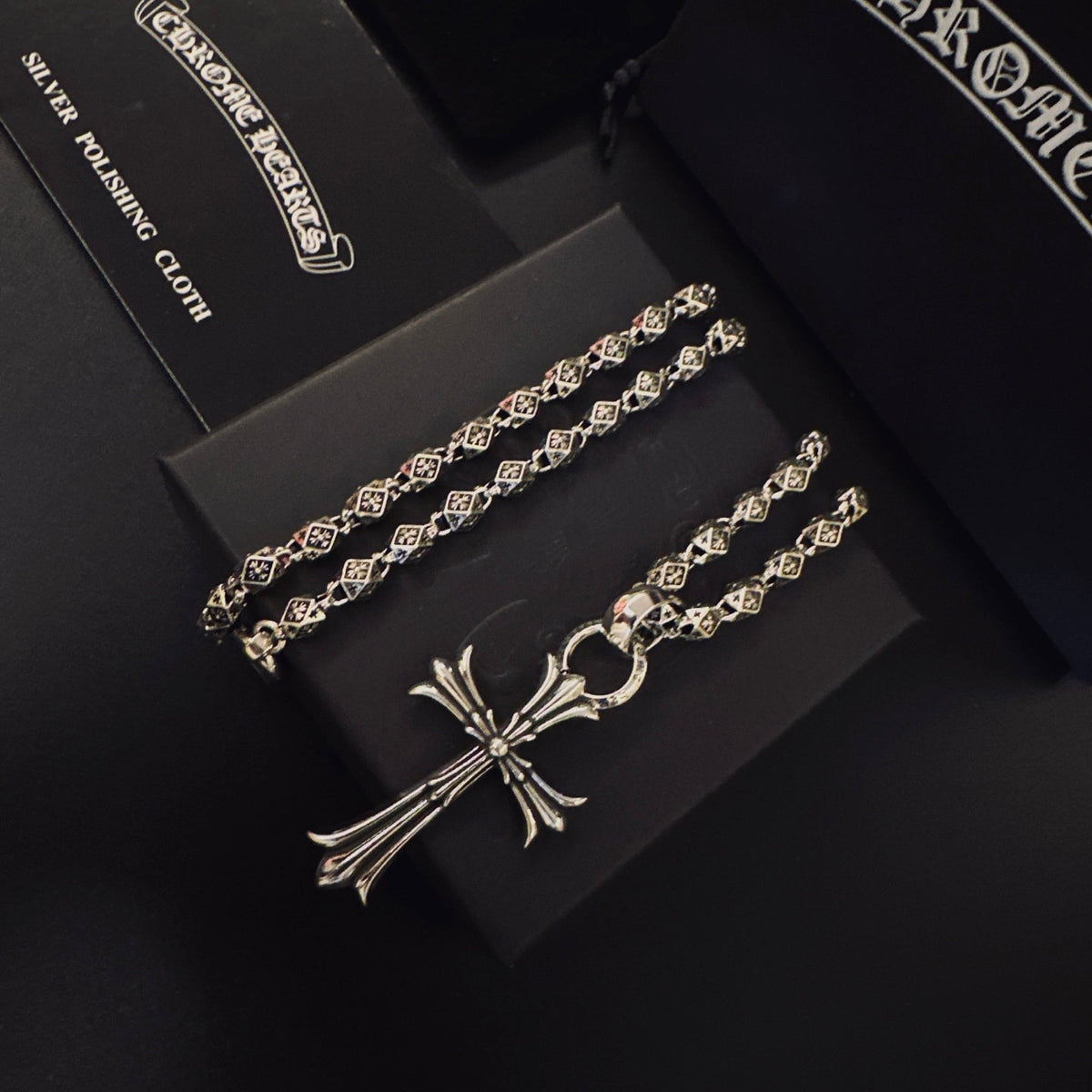 Martin Graham pendant necklace in polished metal-tone – main product view