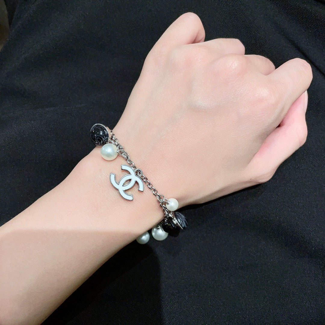 Martin Graham bracelet in polished metal-tone – main product view