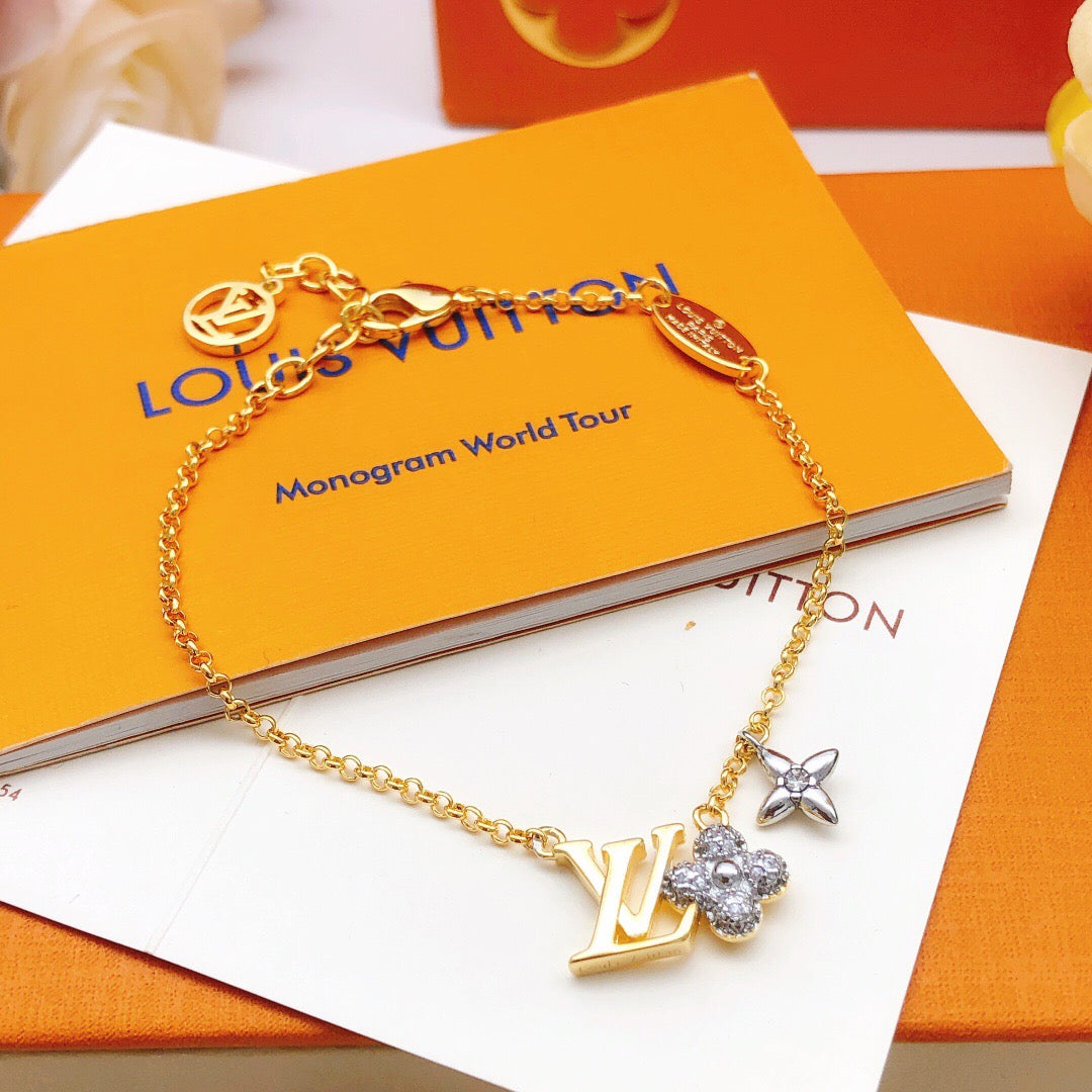 Martin Graham bracelet in polished metal-tone – main product view