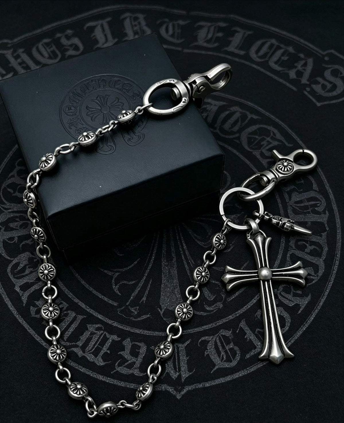 Martin Graham chain accessory in polished metal-tone – main product view