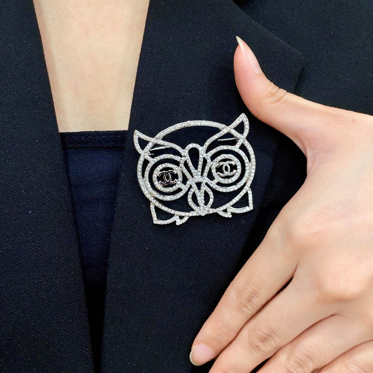 Martin Graham brooch in polished metal-tone – main product view