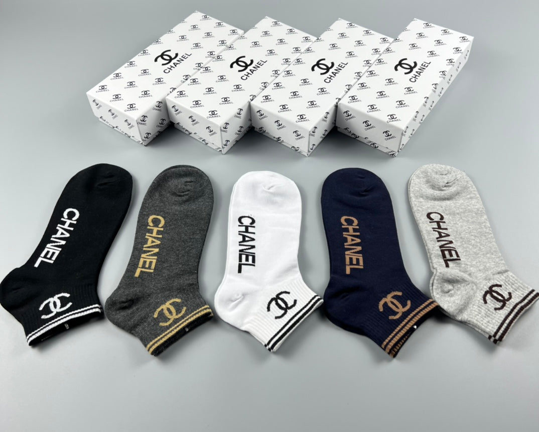 Chanel Emblem And Wordmark Details No-Show Socks - 5-Pair Set