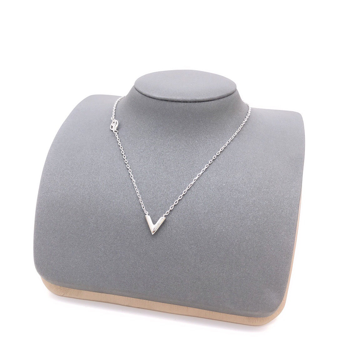 Martin Graham pendant necklace in polished metal-tone – main product view