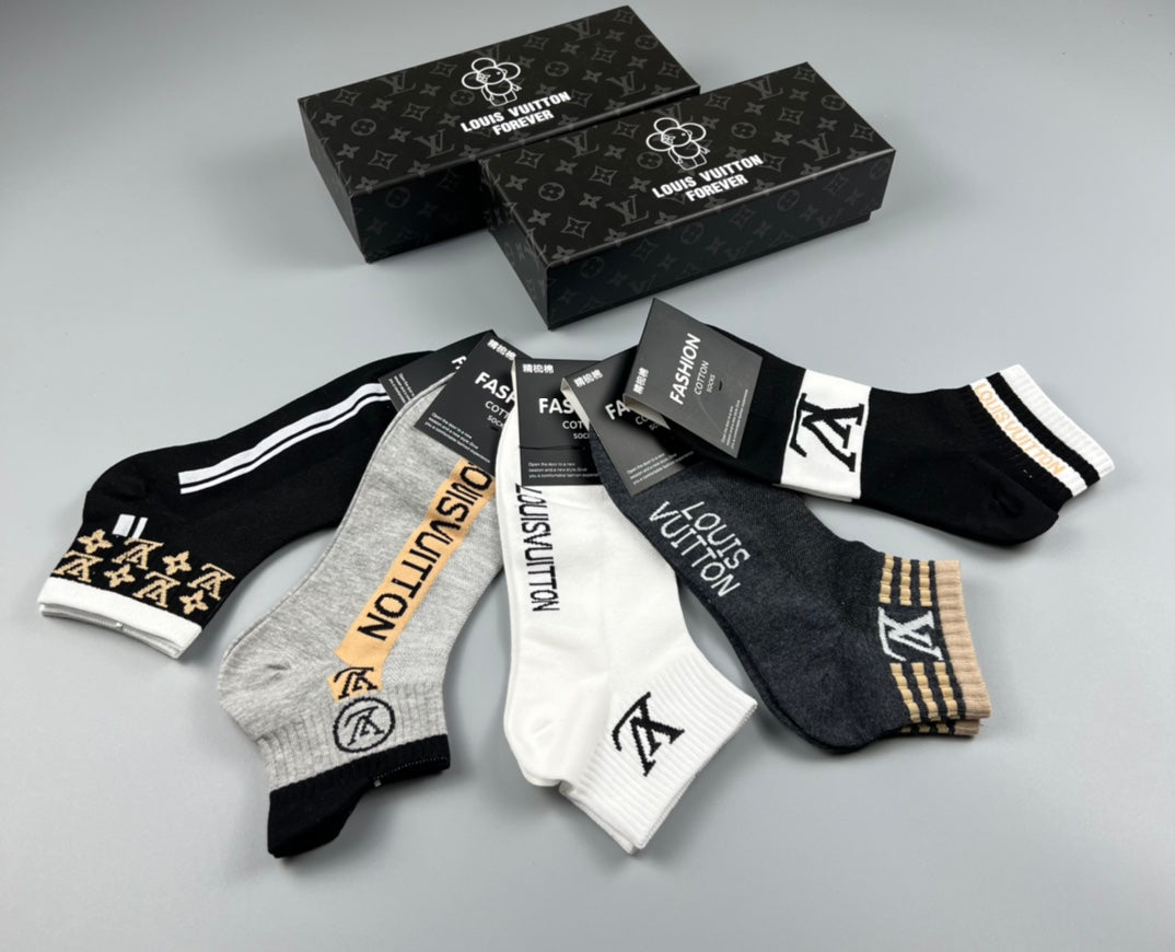 Louis Vuitton Star And Initial Details Ankle Socks - 5-Pair Set
